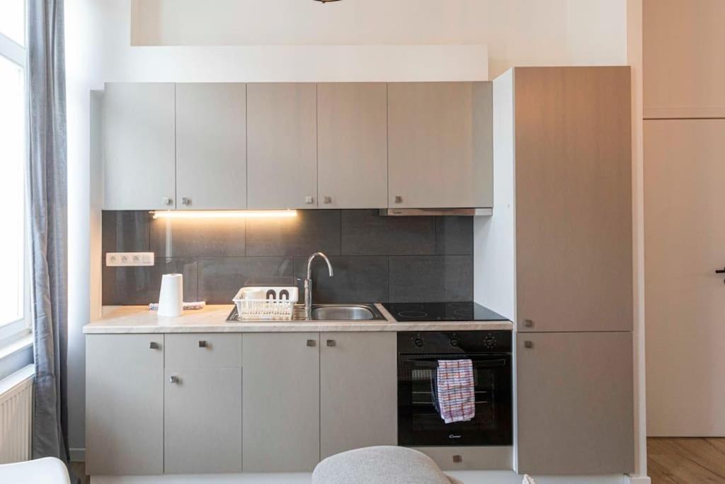 Appartment 1 Брюксел Екстериор снимка